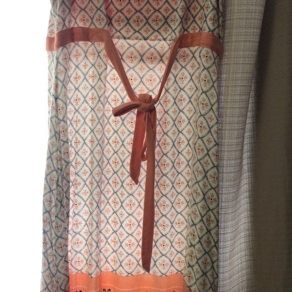 Dress - Picture 5 of 5